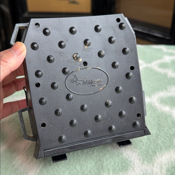 Wildgame Innovations Camouflage Trail Camera - Picture 3 of 6